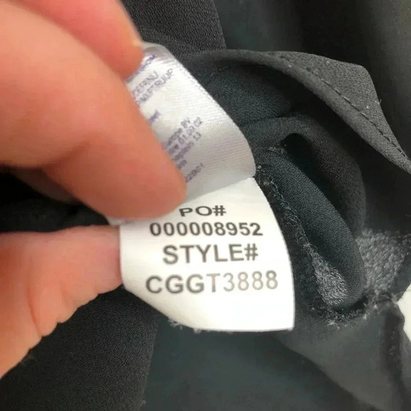 NYDJ Semi-Sheer Blouse V-Neck Size  Extra Small - Picture 7 of 16